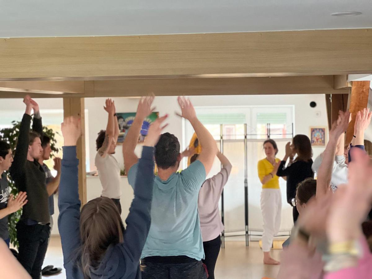Om Yoga Center Appartement Slovenska Bistrica Buitenkant foto